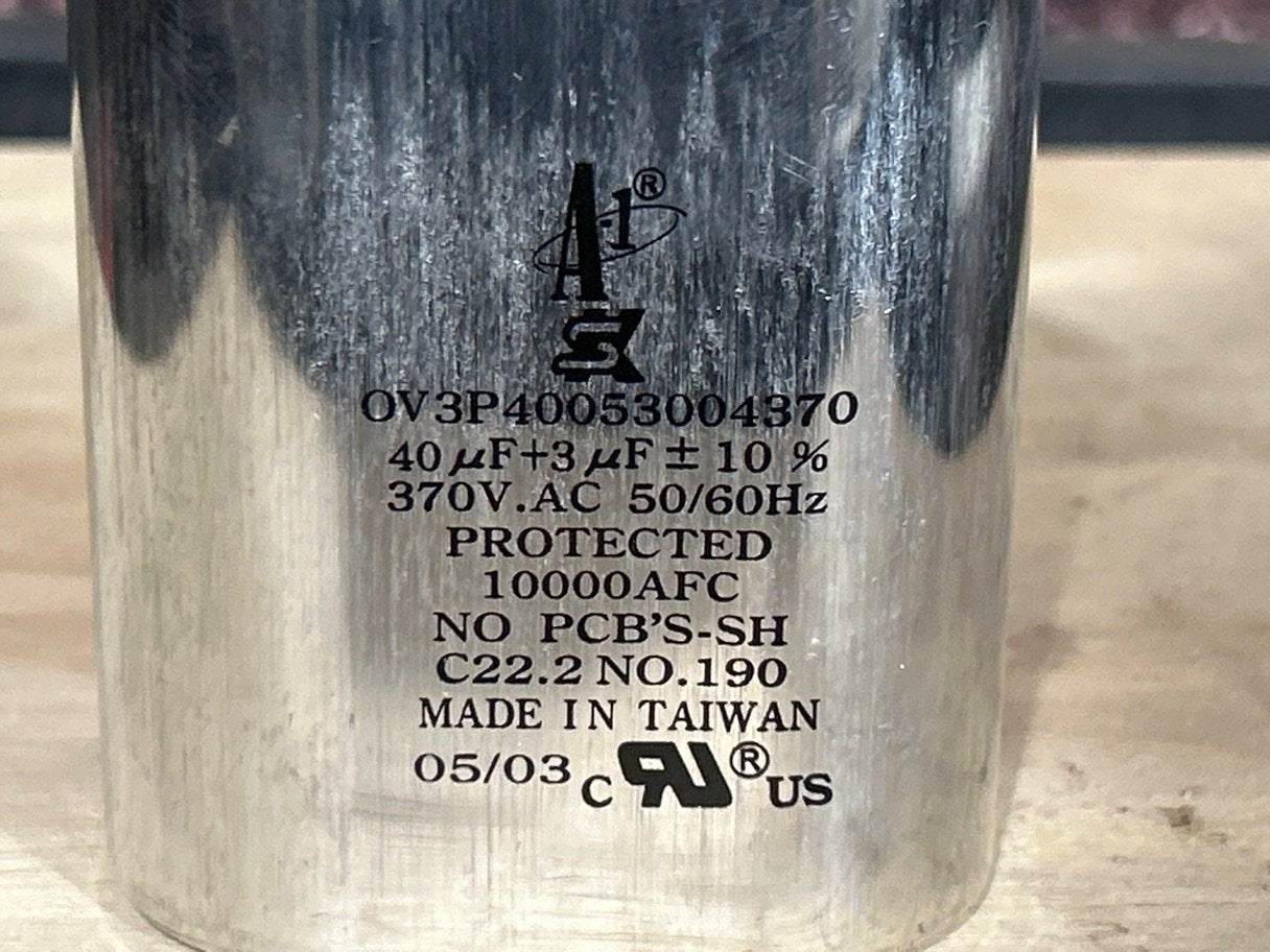 370 Vac, 40+3MFD 50/60 Hz, Oval Capacitor