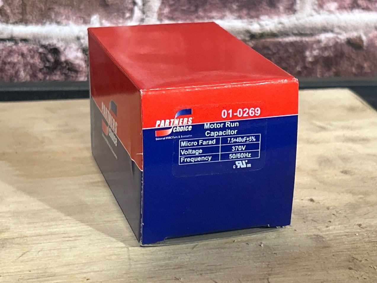 370 Vac, 40+7.5MFD 50/60 Hz, Round Capacitor