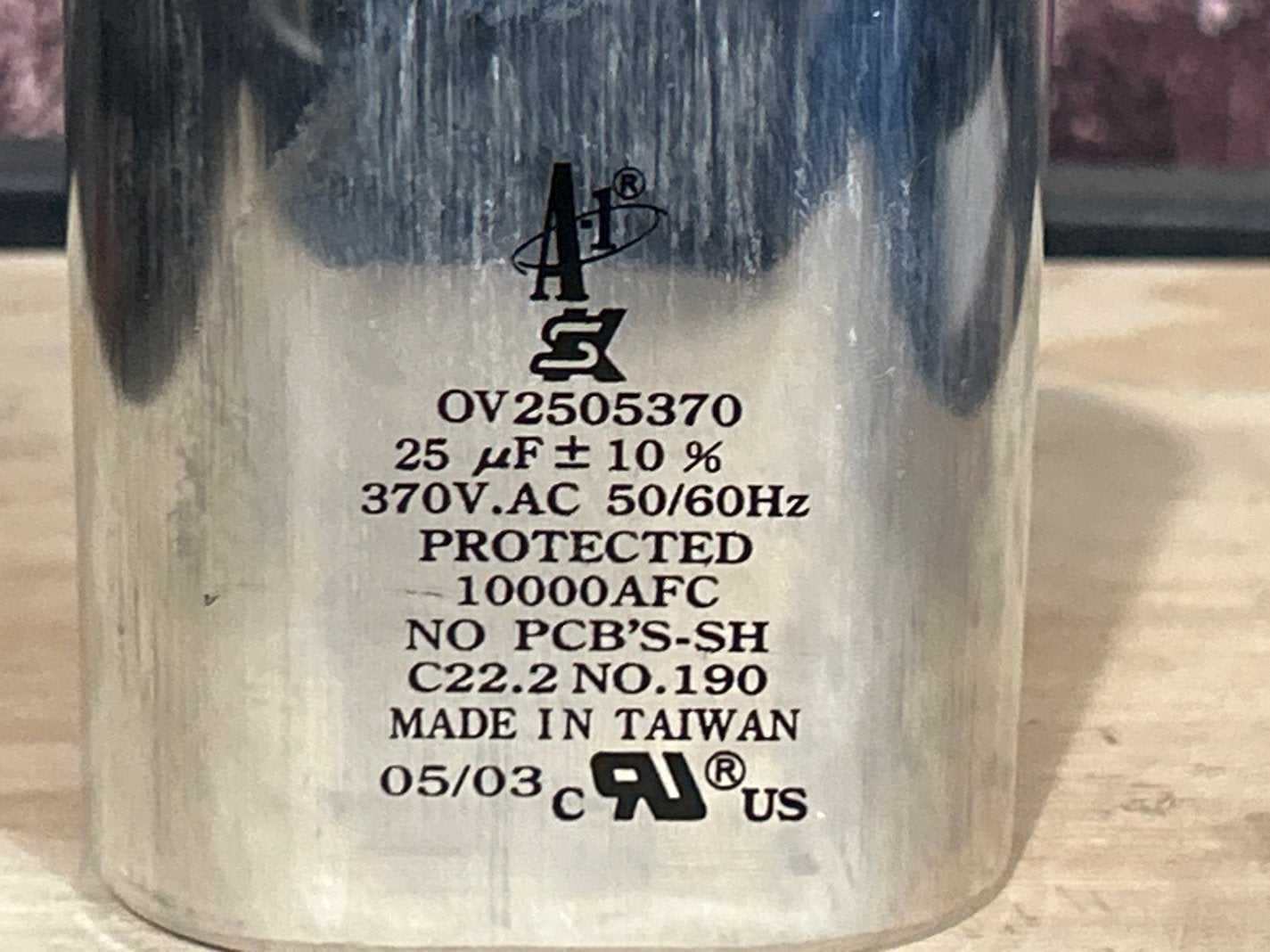 370 Vac, 25MFD 50/60 Hz, Oval Capacitor