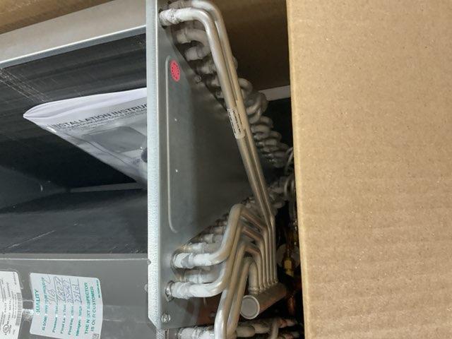 3 Ton AC/HP Upflow/Downflow Uncased N Coil, R410A CFM 1400