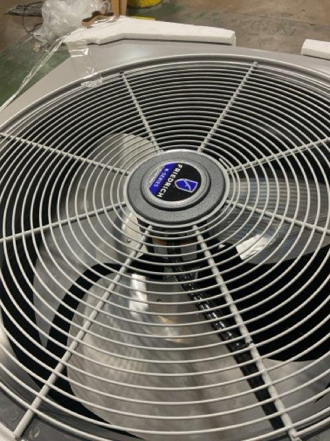 5 Ton Variable Speed Split-System Communicating Heat Pump 208-230/60/1 R410A 18 SEER2