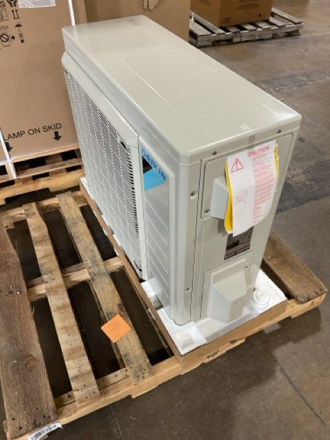 15,000 BTU Single-Zone Outdoor Inverter Heat Pump Mini Split Unit, 20.7 SEER 208-230/60/1 R-410A
