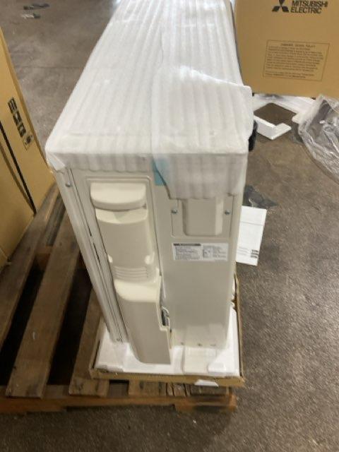 18,000 BTU Single-Zone Outdoor Inverter Heat Pump Mini Split Unit, 19.9 SEER 208-230/60/1 R-410A