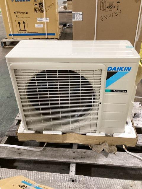 9,000 BTU Single-Zone Outdoor Inverter Heat Pump Mini Split Unit, 18 SEER2 208-230/60/1 R-410A