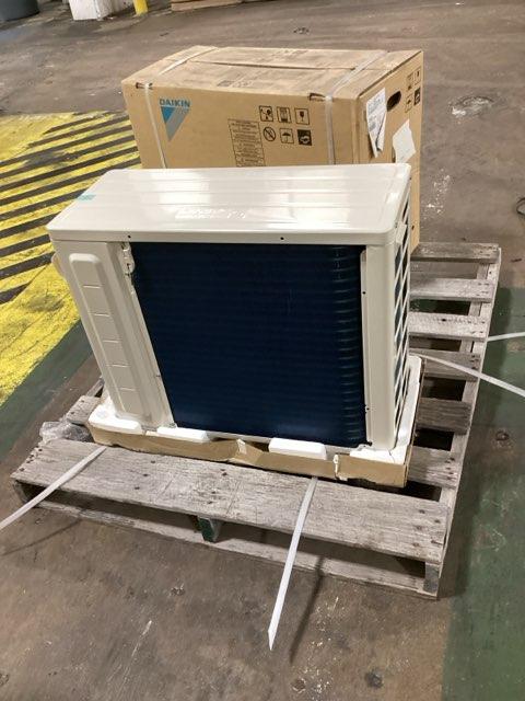 9,000 BTU Single-Zone Outdoor Inverter Heat Pump Mini Split Unit, 18 SEER2 208-230/60/1 R-410A