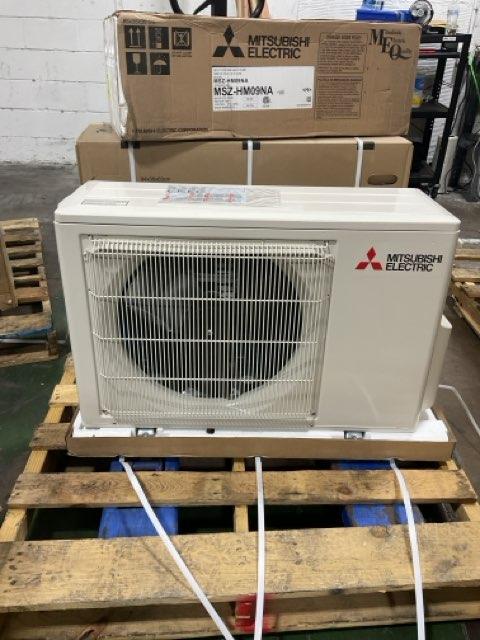 9,000 BTU Single-Zone Outdoor Inverter Heat Pump Mini Split Unit, 28.4 SEER2 208-230/60/1 R-410A