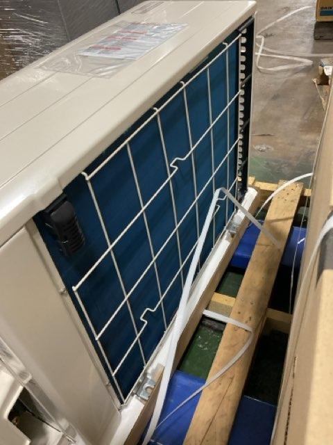 9,000 BTU Single-Zone Outdoor Inverter Heat Pump Mini Split Unit, 28.4 SEER2 208-230/60/1 R-410A