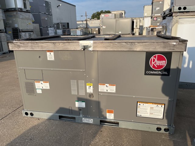 3 Ton Single-Stage Convertible Natural Gas/Electric Packaged Unit, 14 SEER, 208-230/60/3, R410A