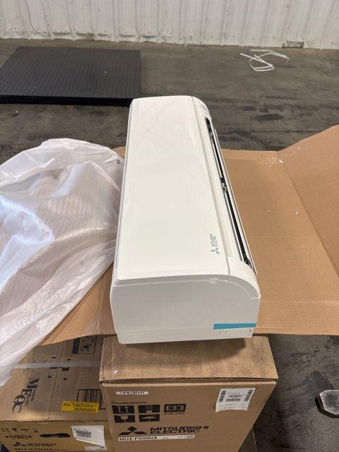 9,000 BTU Single-Zone Indoor Inverter Heat Pump Mini Split Unit, 18 SEER 208-230/60/1 R-410A