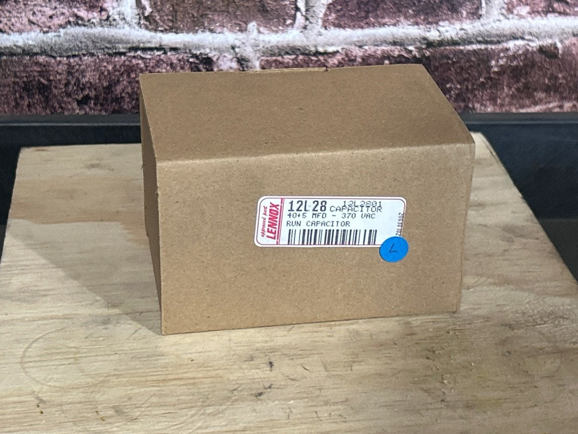 370 Vac, 40+5MFD 50/60 Hz, Round Capacitor