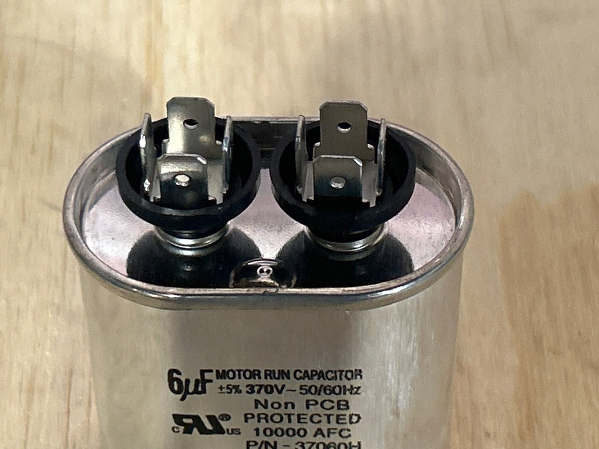 370 Vac, 6MFD 50/60 Hz, Oval Capacitor