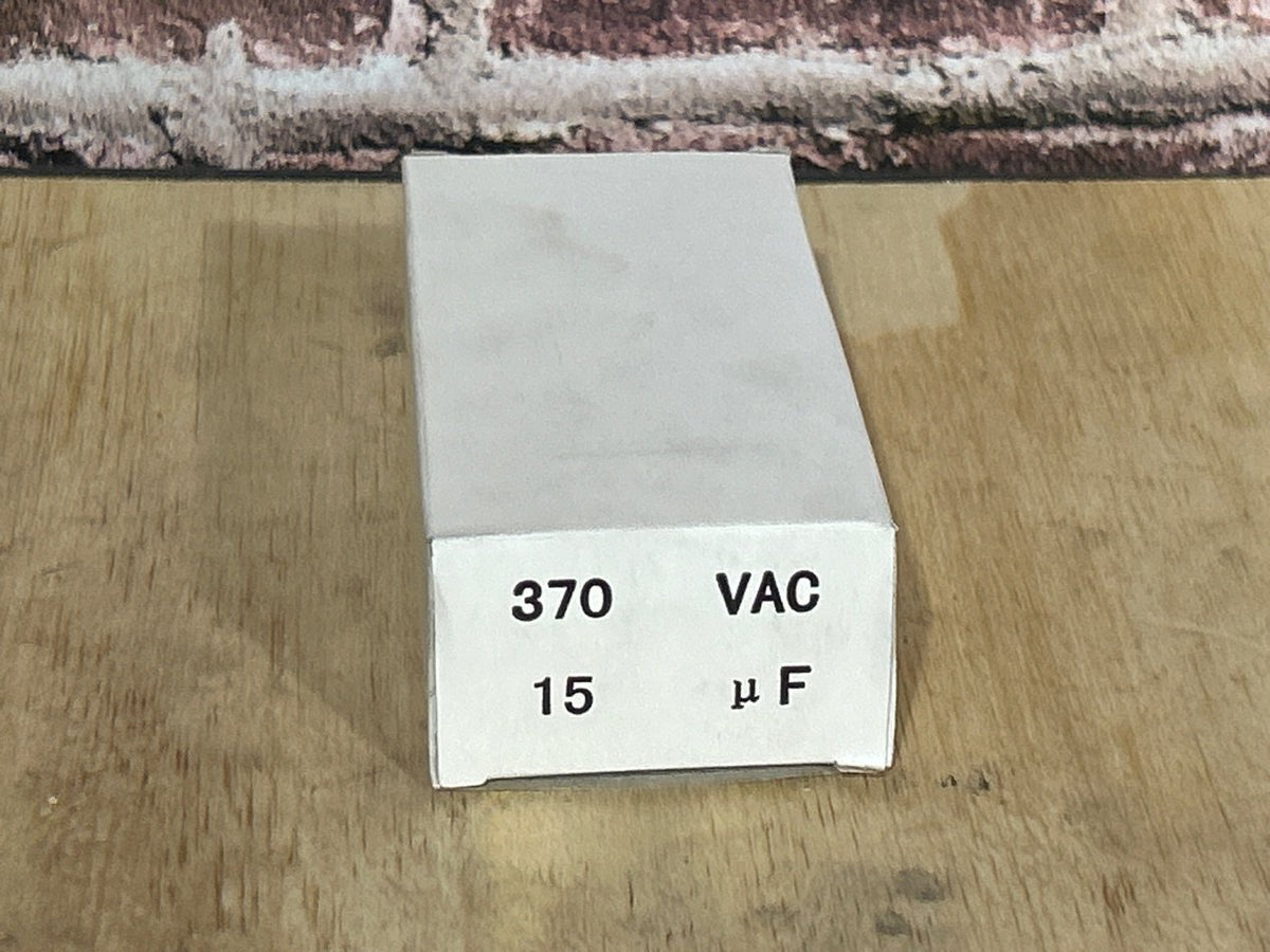 370 Vac, 15MFD 50/60 Hz, Oval Capacitor