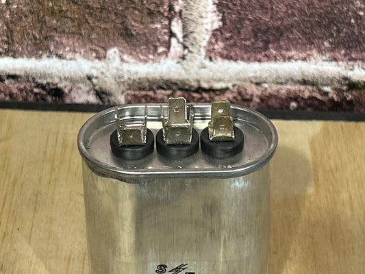 370 Vac, 30+4MFD 50/60 Hz, Oval Capacitor