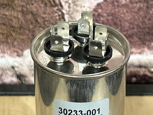 370 Vac, 60+10MFD 50/60 Hz, Round Capacitor