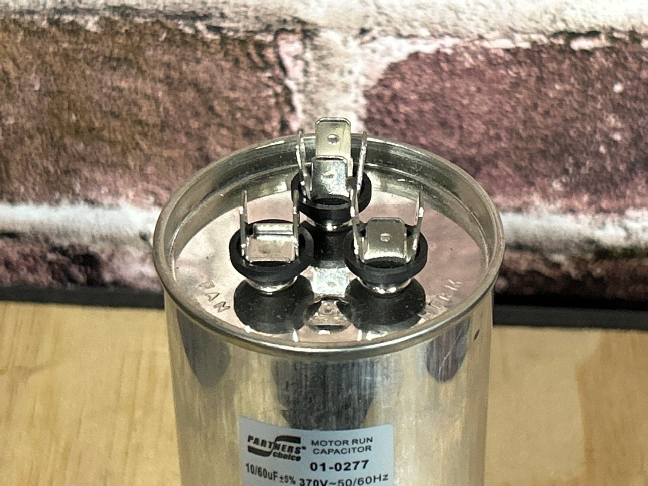 370 Vac, 60+10MFD 50/60 Hz, Round Capacitor