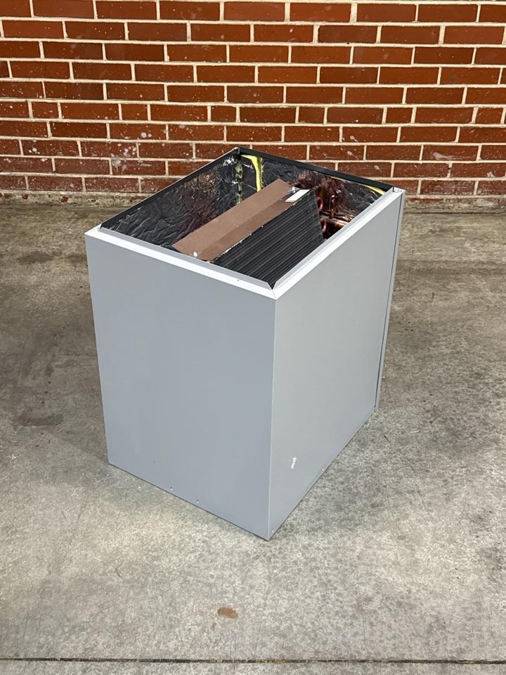 3.5 Ton AC/HP Upflow/Downflow Cased A Coil, R22/R410A CFM 1400