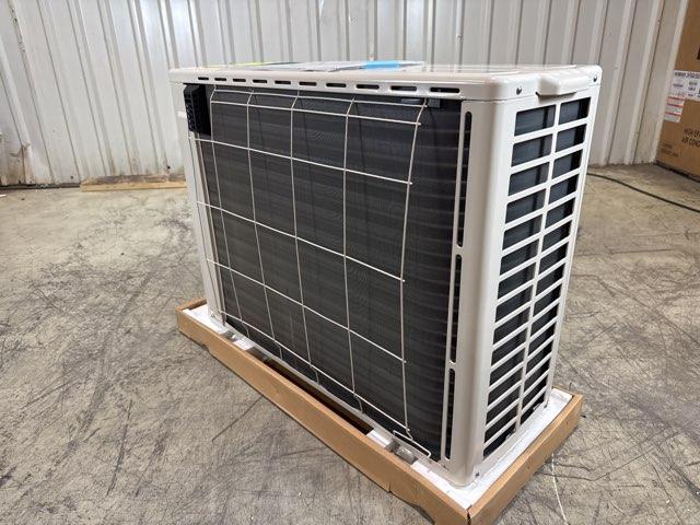 12,000 BTU Single-Zone Outdoor Inverter Heat Pump Mini Split Unit, 29.3 SEER 208-230/60/1 R-410A