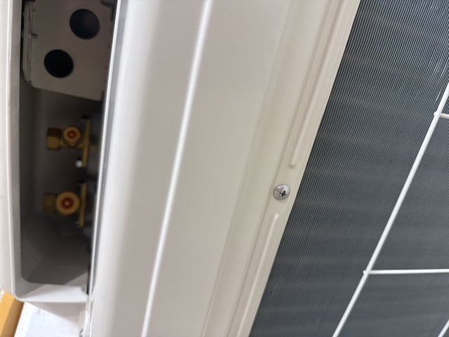 9,000 BTU Single-Zone Outdoor Inverter Heat Pump Mini Split Unit, 33.1 SEER 208-230/60/1 R-410A