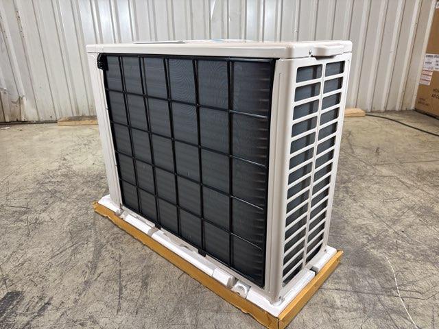 24,000 BTU Single-Zone Outdoor Inverter Heat Pump Mini Split Unit, 19 SEER 208-230/60/1 R-410A