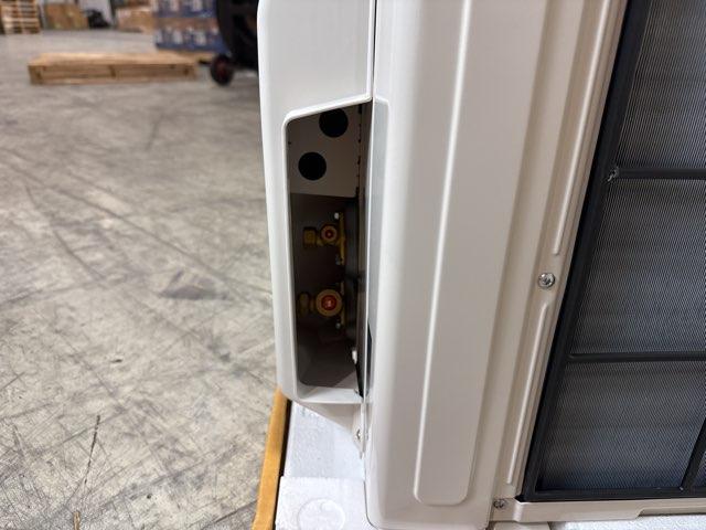 24,000 BTU Single-Zone Outdoor Inverter Heat Pump Mini Split Unit, 19 SEER 208-230/60/1 R-410A