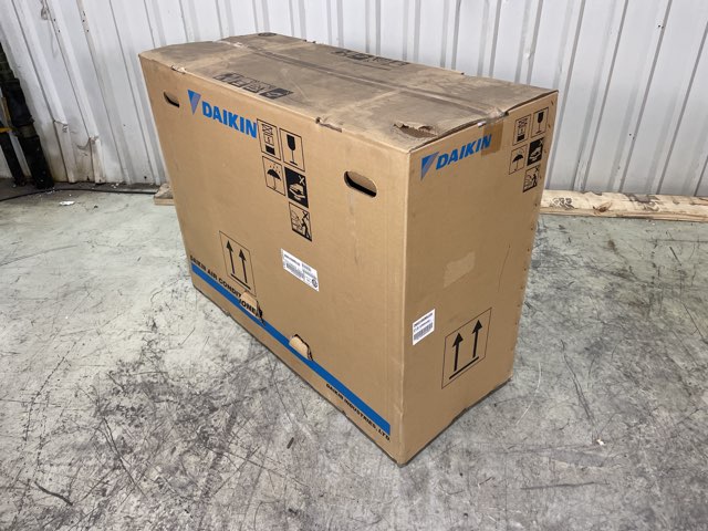 18,000 BTU Multi-Zone Outdoor Inverter Heat Pump Mini Split Unit, 16 SEER2 208-230/60/1 R-410A