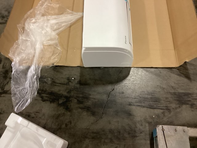 9,000 BTU Single-Zone Indoor Inverter Heat Pump Mini Split Unit, 19.5 SEER 208-230/60/1 R-410A