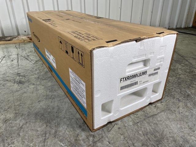 9,000 BTU Single-Zone Indoor Inverter Heat Pump Mini Split Unit, 18 SEER 208-230/60/1 R-410A