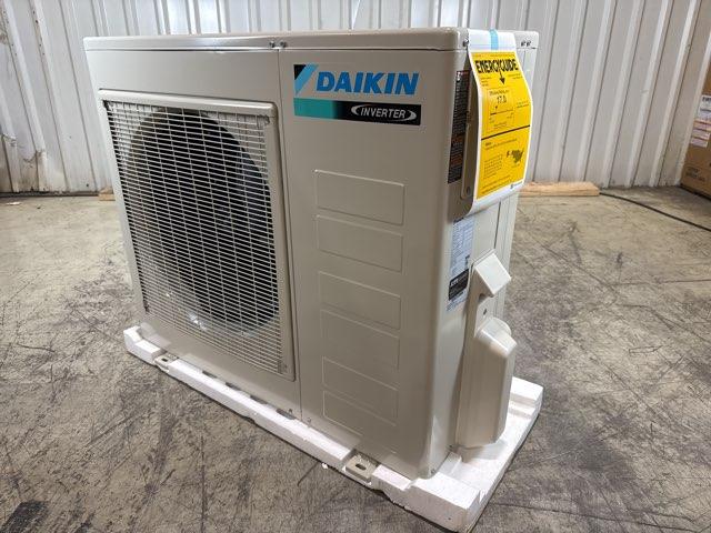 24,000 BTU Single-Zone Outdoor Inverter Air Conditioner Mini Split Unit, 17 SEER 208-230/60/1 R-410A
