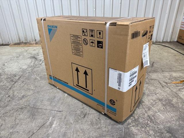 12,000 BTU Single-Zone Outdoor Inverter Heat Pump Mini Split Unit, 20 SEER2 208-230/60/1 R-410A