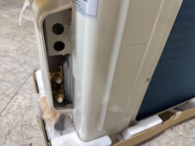 12,000 BTU Single-Zone Outdoor Inverter Heat Pump Mini Split Unit, 20 SEER2 208-230/60/1 R-410A