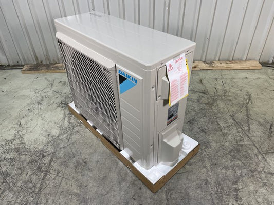 15,000 BTU Single-Zone Outdoor Inverter Heat Pump Mini Split Unit, 19.6 SEER2 208-230/60/1 R-410A