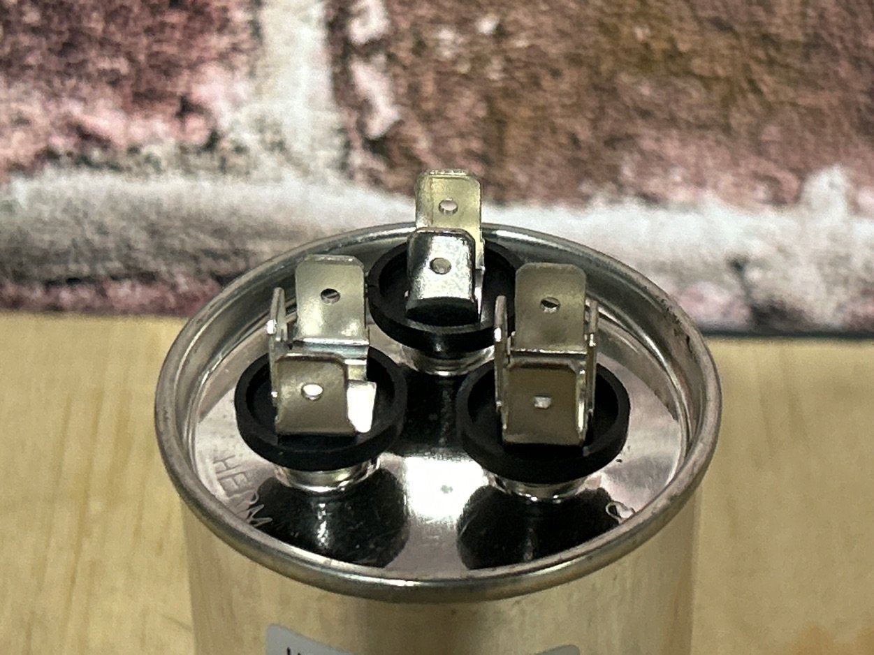 370 Vac, 35+4MFD 50/60 Hz, Round Capacitor