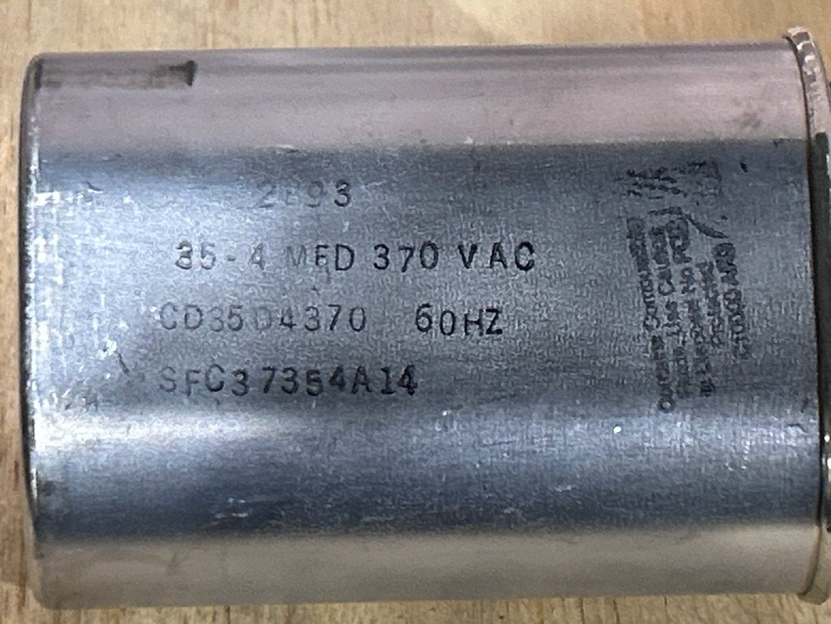 370 Vac, 35+4MFD 50/60 Hz, Oval Capacitor