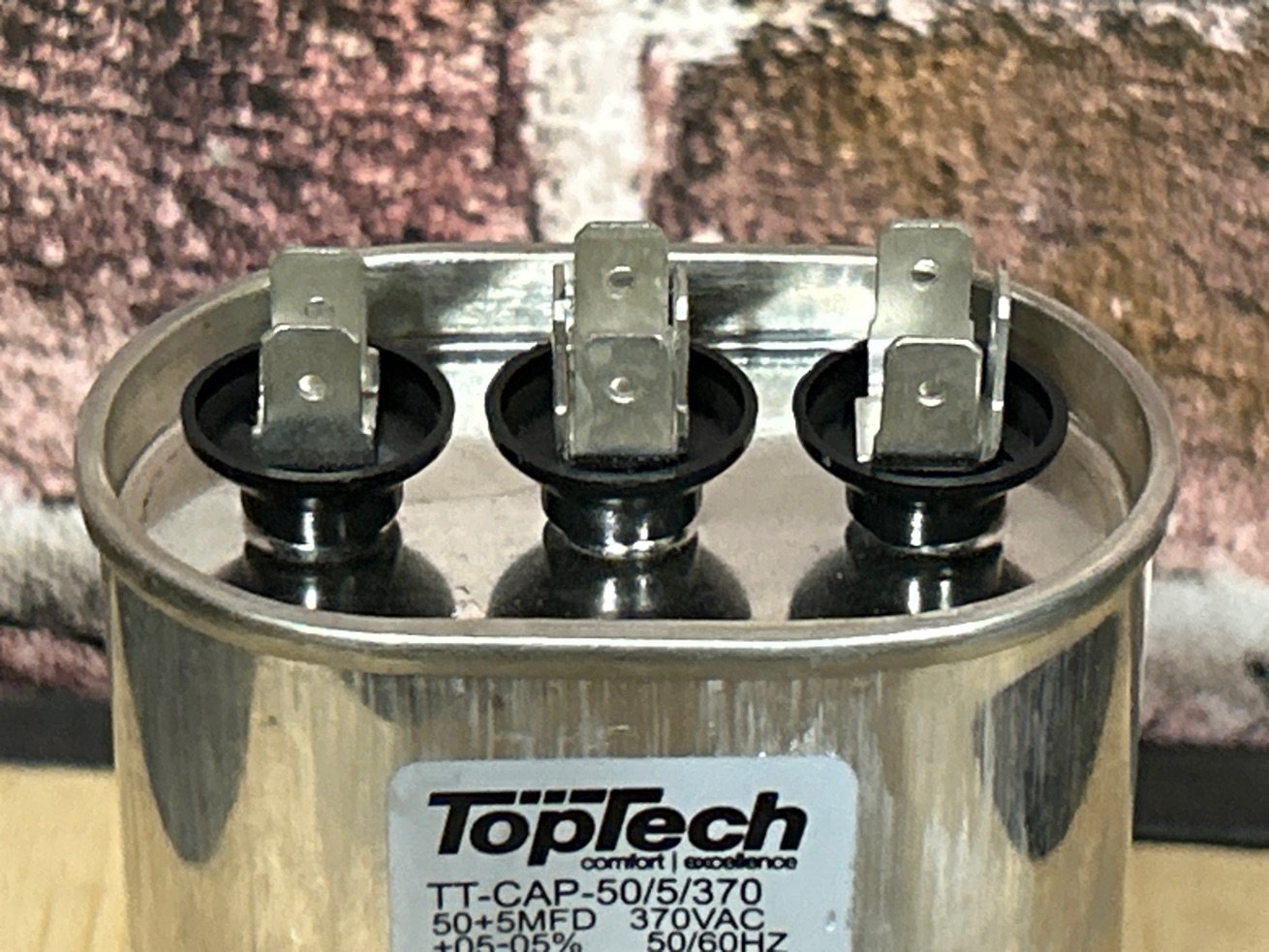 370 Vac, 50+5MFD 50/60 Hz, Oval Capacitor