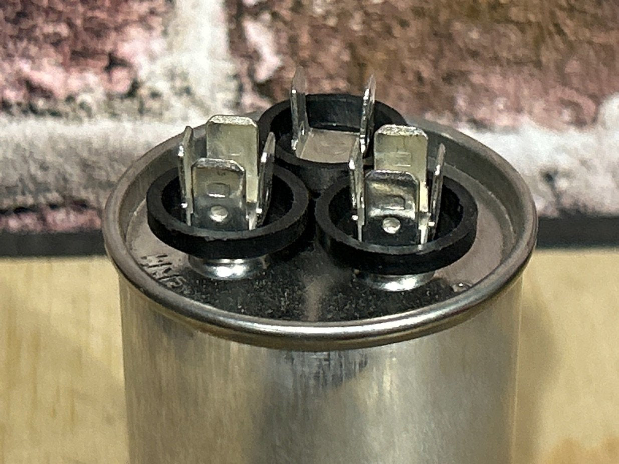 370 Vac, 35+3MFD 50/60 Hz, Round Capacitor