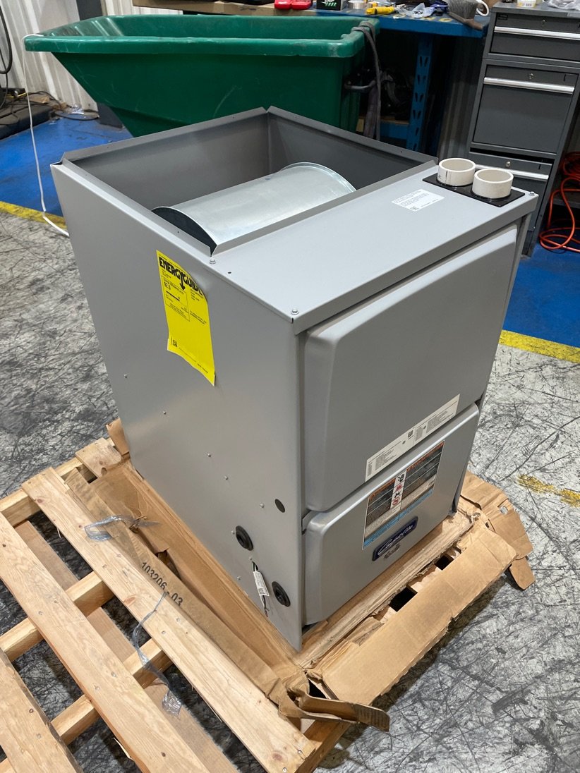 88,000 BTU Single Stage Downflow Multi Speed PSC Gas Furnace 92% AFUE 120/60/1 CFM: 1910