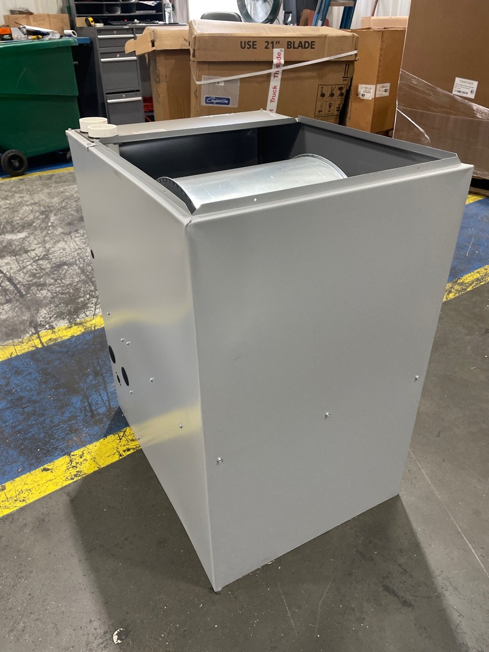 88,000 BTU Single Stage Downflow Multi Speed PSC Gas Furnace 92% AFUE 120/60/1 CFM: 1910