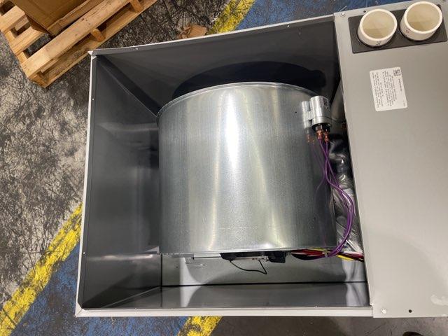 88,000 BTU Single Stage Downflow Multi Speed PSC Gas Furnace 92% AFUE 120/60/1 CFM: 1910