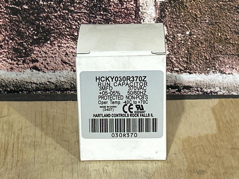 370 Vac, 3MFD 50/60 Hz, Round Capacitor