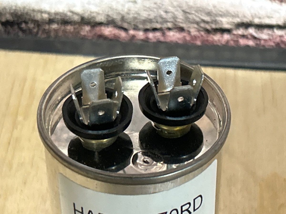 370 Vac, 20MFD 50/60 Hz, Round Capacitor