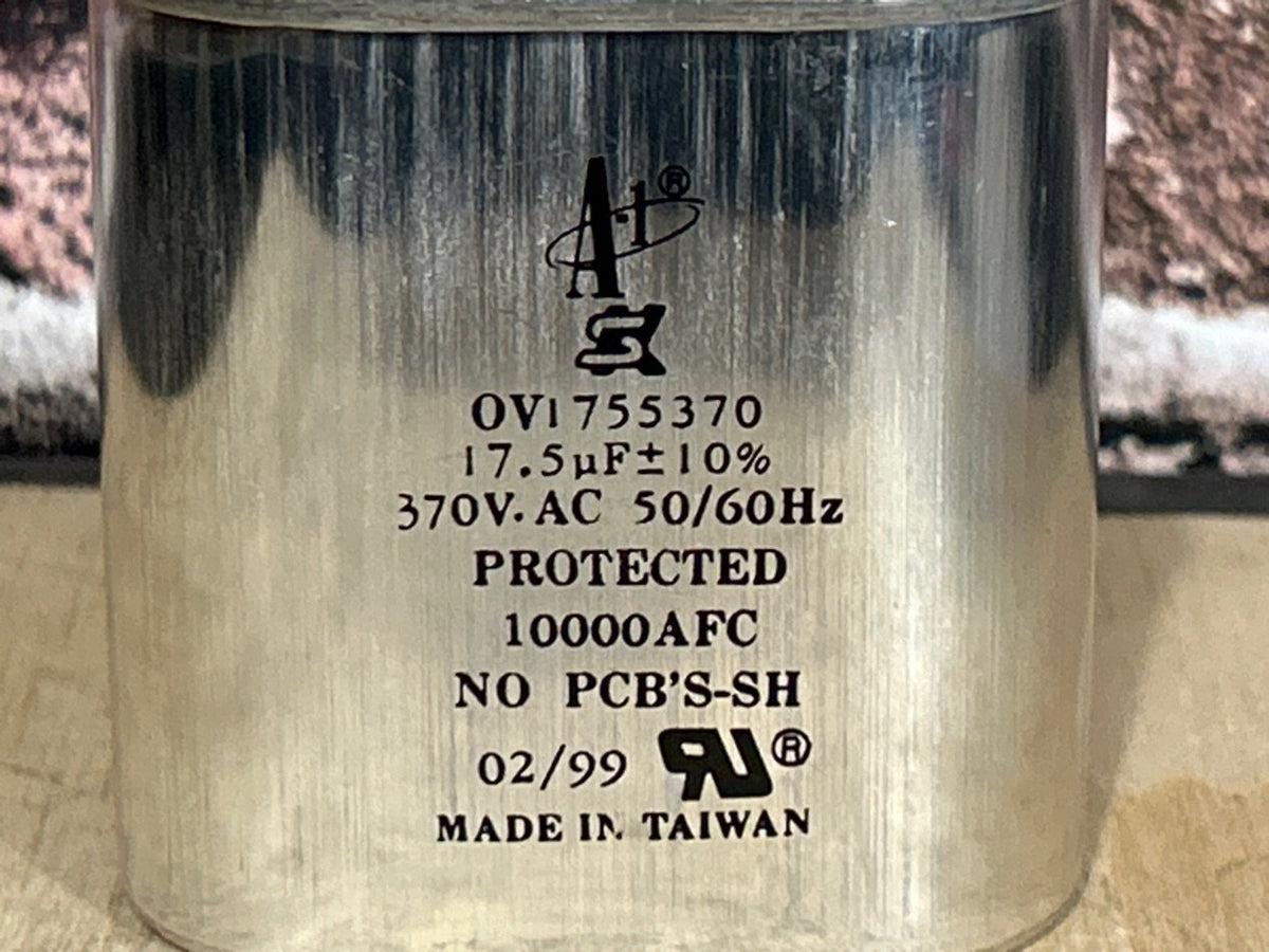 370 Vac, 17.5MFD 50/60 Hz, Oval Capacitor