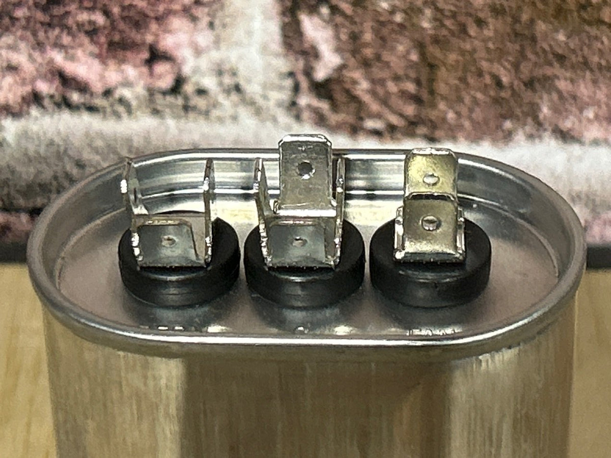 370 Vac, 25+5MFD 50/60 Hz, Oval Capacitor