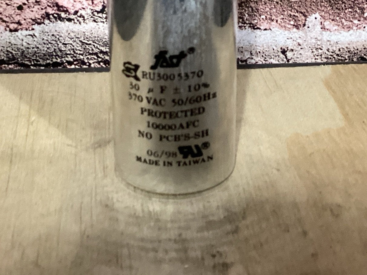 370 Vac, 30MFD 50/60 Hz, Round Capacitor