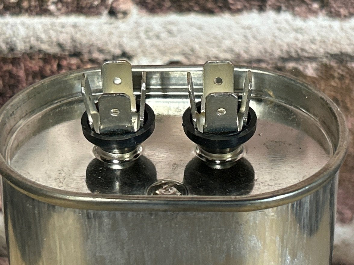370 Vac, 60MFD 50/60 Hz, Oval Capacitor