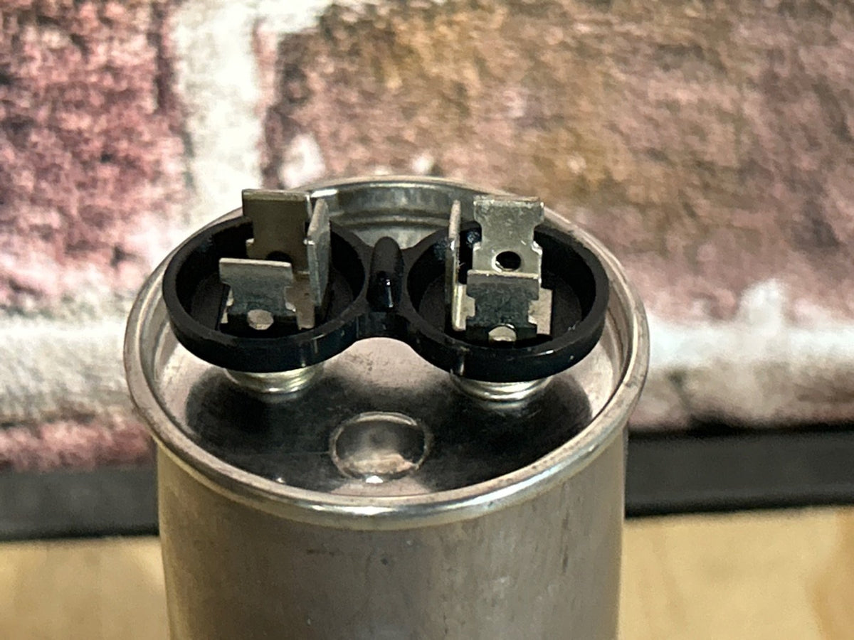 370 Vac, 30MFD 50/60 Hz, Round Capacitor