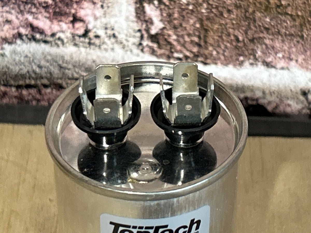 370 Vac, 30MFD 50/60 Hz, Round Capacitor