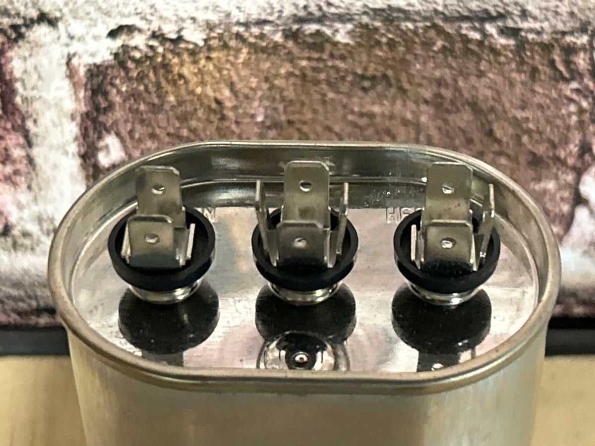 370 Vac, 25+7.5MFD 50/60 Hz, Oval Capacitor