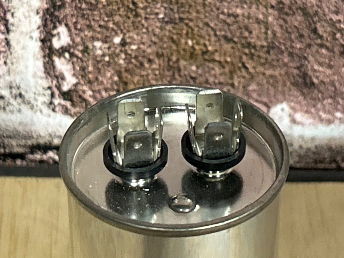 370 Vac, 35MFD 50/60 Hz, Round Capacitor