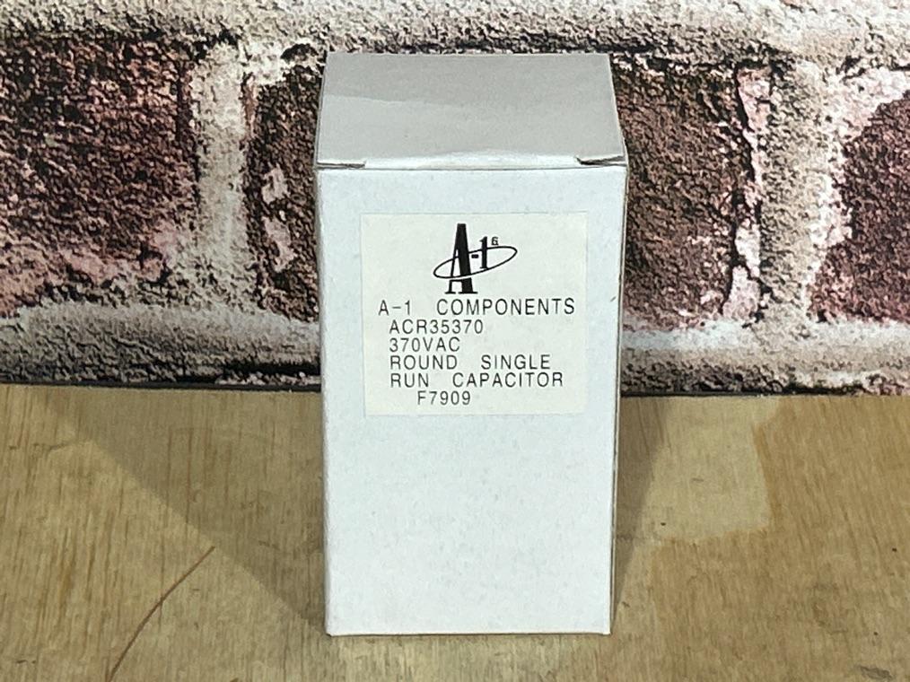 370 Vac, 35MFD 50/60 Hz, Round Capacitor