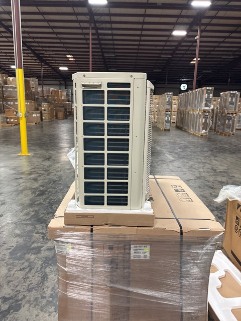2.5 Ton Variable Speed Split-System Communicating Heat Pump 208-230/60/1 R410A 16.5 SEER